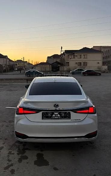 Продажа авто: Lexus ES: 2019 г., 2.5 л, Автомат, Гибрид, Седан — 7