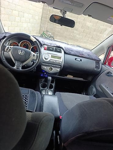 jak авто: Honda Jazz: 2008 г., 1.4 л, Вариатор, Бензин — 4