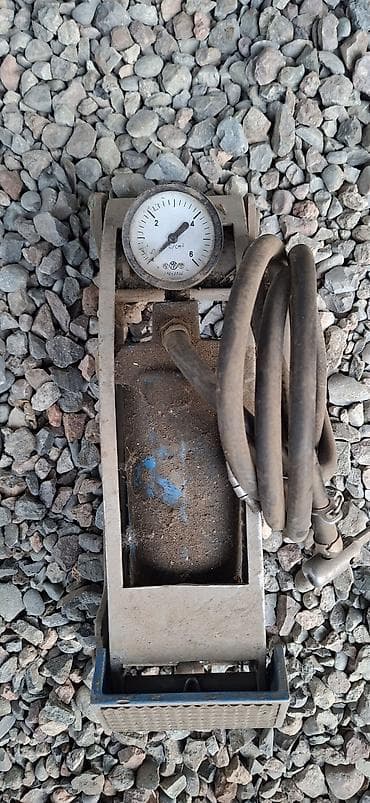Ножной автомобильный насос с манометром - Тип: педальный (ножной) at lalafo.kg Ножной автомобильный насос с манометром - Тип: педальный (ножной)