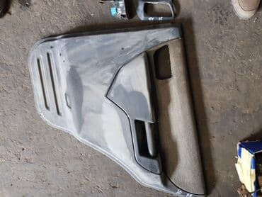 слив дождевой воды с крыши цена: Mitsubishi Pajero IO обшивка дверная, Митсубиси Паджеро Ио Задняя — 1