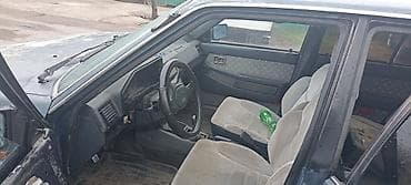 golf b4: Mazda 626: 1984 г., 2 л, Механика, Бензин, Седан — 4