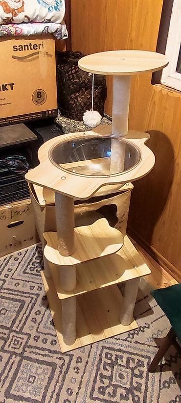 Игровой комплекс для кошек с домиком и прозрачной лежанкой-«чашей»