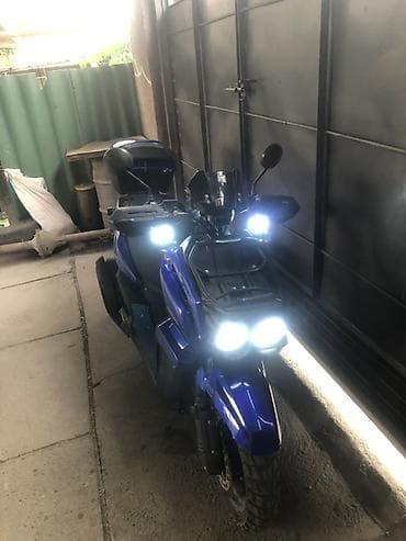 gilera runner: Скутер Ruber Discovery, сине-черный. Основные особенности: - — 6