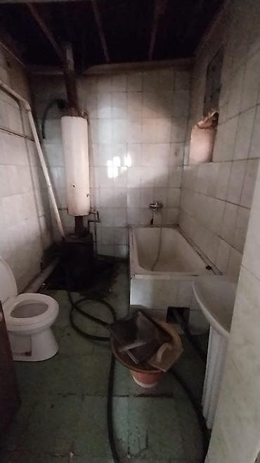 месароша: Дом, 75 м², 4 комнаты, Старый ремонт — 9