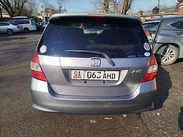 фит 2014: Honda Fit: 2003 г., 1.5 л, Вариатор, Бензин, Хэтчбэк — 2