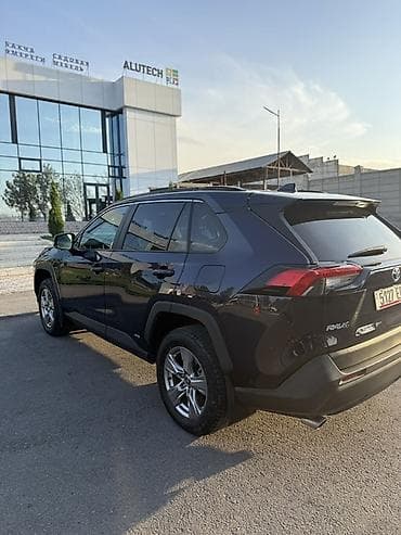 дорожные разметки: Toyota RAV4: 2022 г., 2.5 л, Автомат, Бензин, Кроссовер — 7