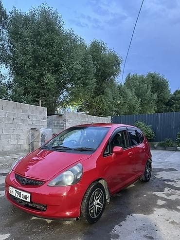 w210 1996: Honda Fit: 2002 г., Хэтчбэк — 2