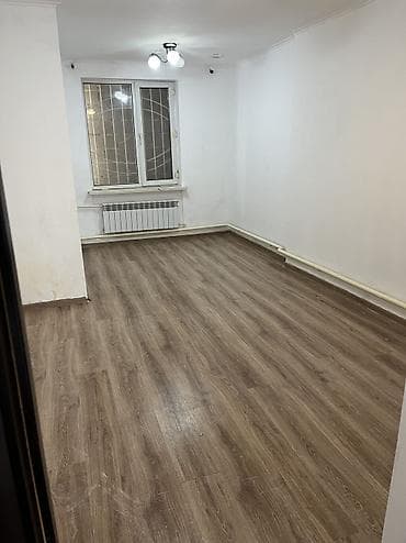 Коммерческая недвижимость: Аренда офисов, 100 м², В частном доме, 1 линия — 5