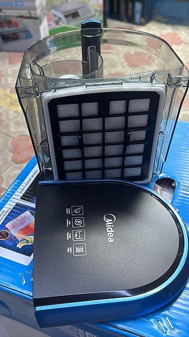 vaccum cleaner: Пылесос Midea без мешка (циклонный) Основные особенности: - Мощная — 6