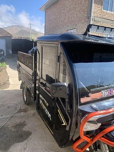 audi 4: Легкий грузовик, Стандарт — 3