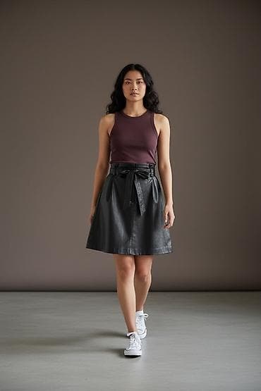 кожаные шорты: Юбка, Модель юбки: Карандаш, Миди, Натуральная кожа, Высокая талия — 4