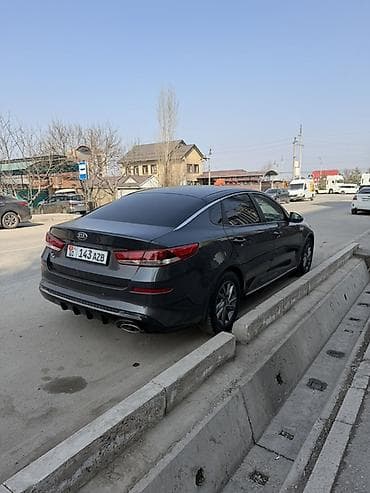 срочно автомобиль: Kia K5: 2018 г., 2 л, Автомат, Газ, Седан — 4