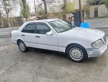 капот w202: Mercedes-Benz C-Class: 1994 г., 1.8 л, Автомат, Бензин, Седан — 5