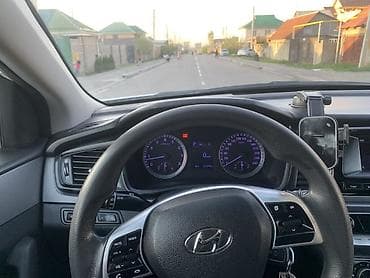 fast: Hyundai Sonata: 2019 г., 2 л, Автомат, Бензин, Седан — 9