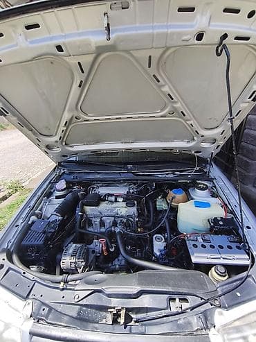 поло двигатель: Volkswagen Passat: 1994 г., 2 л, Автомат, Бензин, Седан — 5