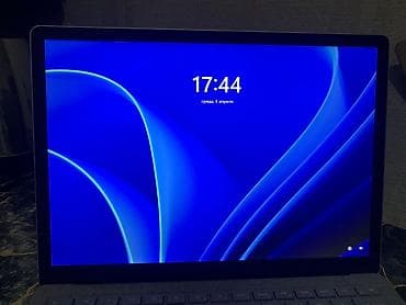 часы бен тен: Ноутбук Microsoft Surface Laptop - Экран 13.5" PixelSense с узкими — 2