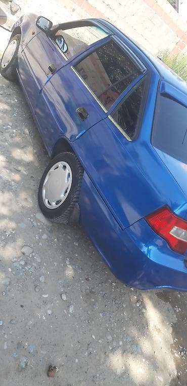 geely galaxy e5: Daewoo Nexia: 2010 г., 1.5 л, Механика, Бензин, Седан — 4