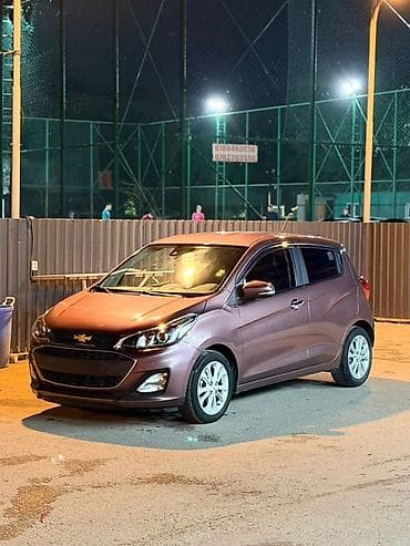 chevrolet trax: Chevrolet Spark: 2018 г., 1 л, Автомат, Бензин, Хэтчбэк — 1
