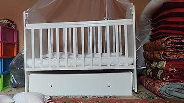 Балдар керебети: Манеж керебет, Комоду менен — 2