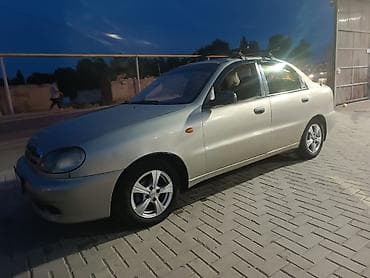 Chevrolet Lanos: 2008 г., 1.5 л, Кол менен иштөөчү, Бензин, Седан