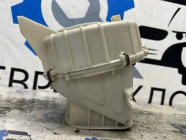 tsunami 100: Бачок Honda 1998 г., Б/у, Оригинал, Германия — 8