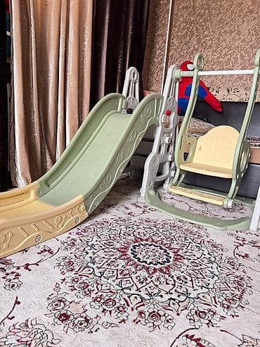 Игровые комплексы: Детская горка Для дома, Пластик, Б/у — 4