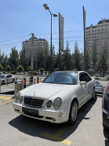 Mercedes-Benz E-Class: 2001 г., 3.2 л, Механика, Бензин, Седан