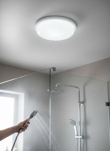 светодиодные потолочные светильники: Водонепроницаемая панель круг 15W Дается год гарантии Цена от 10 — 1