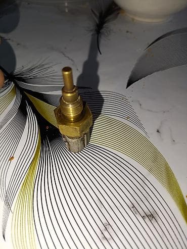 mini jack: Toyota 2005 г., Б/у, Оригинал, Япония — 2