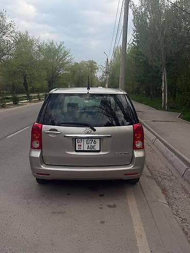 Toyota Raum: 2004 г., 1.5 л, Автомат, Бензин, Хэтчбэк — 3