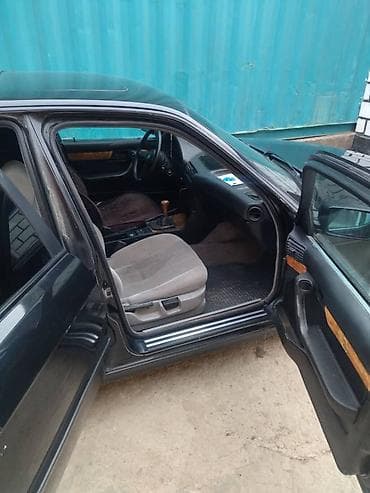 lada 2113: BMW 525: 1991 г., 2.5 л, Механика, Бензин, Седан — 7
