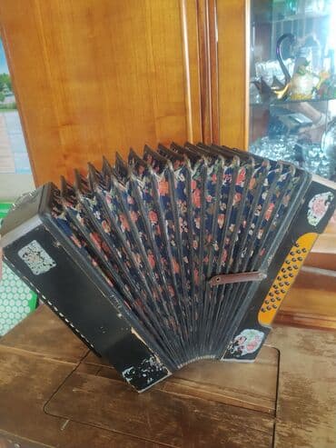 студийные микрофоны: Гармошки по 500 с. каждая.Торг есть. Находимся в городе Кара-Балта!!! — 2