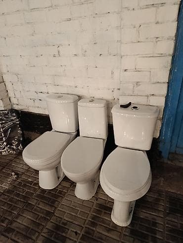 умывалник: Раковина для ванной, Особенности: Глянцевое, Угловая форма, Материал: Керамика — 1