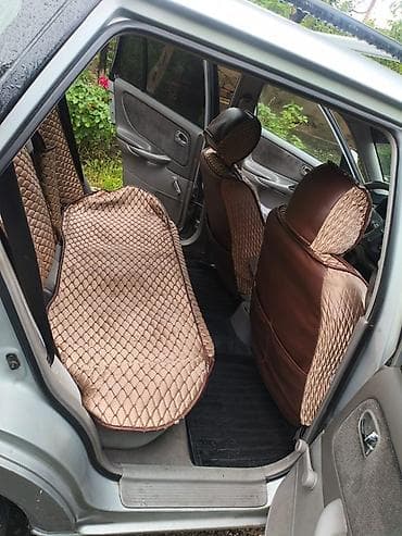 Mazda 626: 2000 г., Универсал