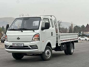 пикап китайский: Changan : 2023 г., 2 л, Механика, Бензин, Фургон — 2