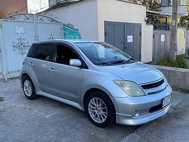 Toyota Ist: 2002 г., 1.3 л, Автомат, Бензин, Хетчбек — 3