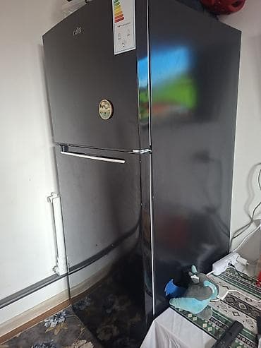 полки для холодильника: Холодильник двухкамерный Rulls (верхняя морозильная камера) - — 2