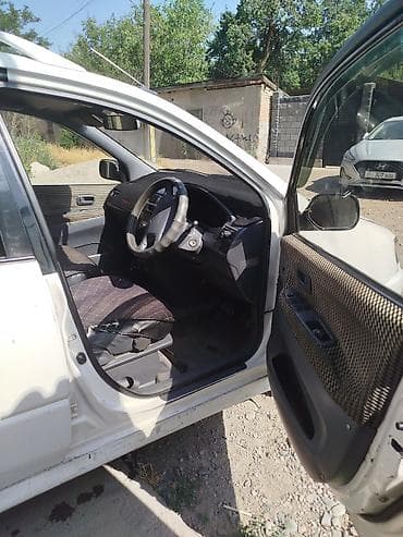 70: Toyota Ipsum: 1998 г., Автомат, Бензин, Минивэн — 6