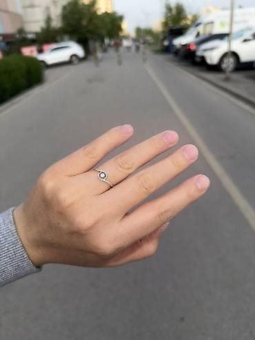 Жеке буюмдар: Шакек, Үлгүсү 585, Аялдарга — 2