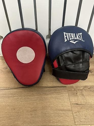 Лапы боксерские Everlast (пара) - Тип: тренировочные лапы-«ракушки»
