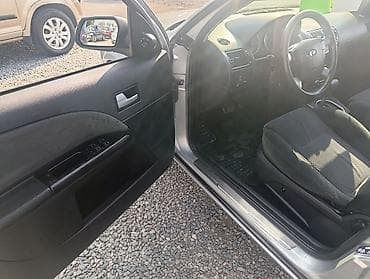 e klass: Ford Mondeo: 2002 г., 2 л, Автомат, Бензин, Универсал — 7