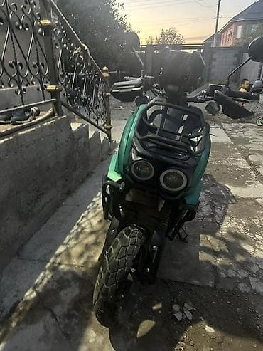 лед прожектор: Скутер Benelli (брендовая маркировка Bennali на боковинах) — 4