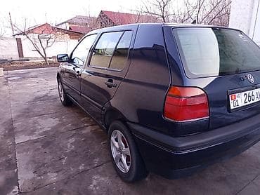 volvo daf: Volkswagen Golf: 1992 г., 1.8 л, Механика, Бензин, Хэтчбэк — 2