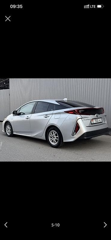 byd yuan up 2025: Toyota Prius: 2020 г., 1.8 л, Автомат, Гибрид, Хэтчбэк — 4