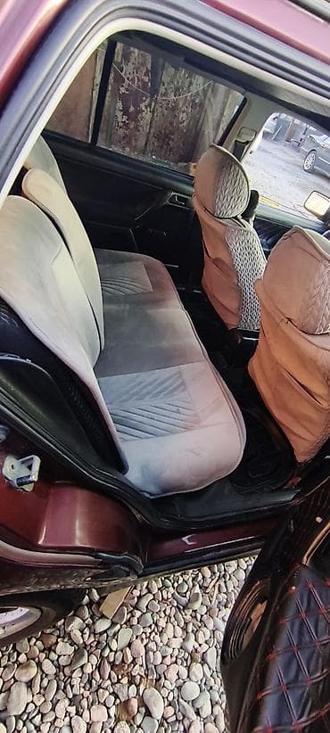 bcd com kg: Volkswagen Vento: 1993 г., Седан — 5