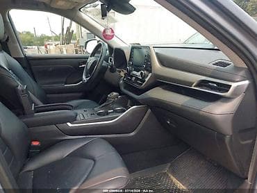 low ll: Toyota Highlander: 2021 г., 2.5 л, Автомат, Гибрид — 7