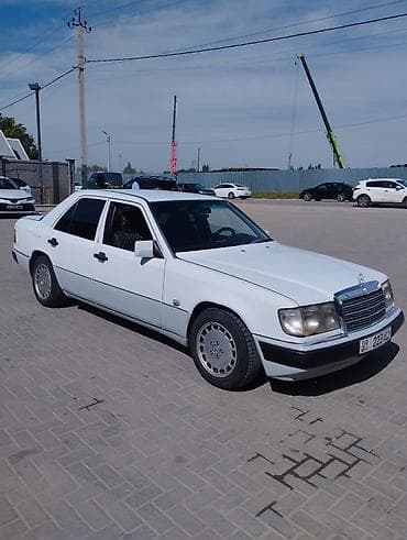 Продажа авто: Mercedes-Benz W124: 1990 г., 2 л, Механика, Бензин, Седан — 3