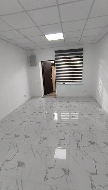 Недвижимость: Продажа офисов 35 м², С ремонтом, Без мебели, Многоэтажное здание, Цокольный этаж этаж — 1