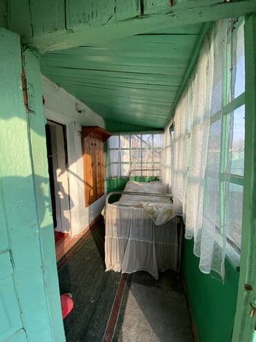 срочно срочно продай дом город карабалта: Дом, 30 м², 3 комнаты, Собственник, Старый ремонт — 3