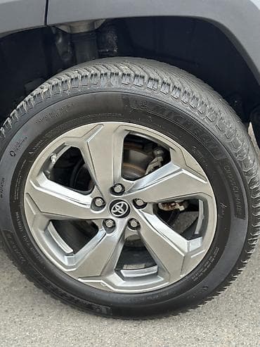 держатель для телефона на самокат: Toyota RAV4: 2019 г., 2.5 л, Автомат, Гибрид, Кроссовер — 8